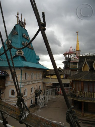 Izmailovsky Sarah Peck Russia